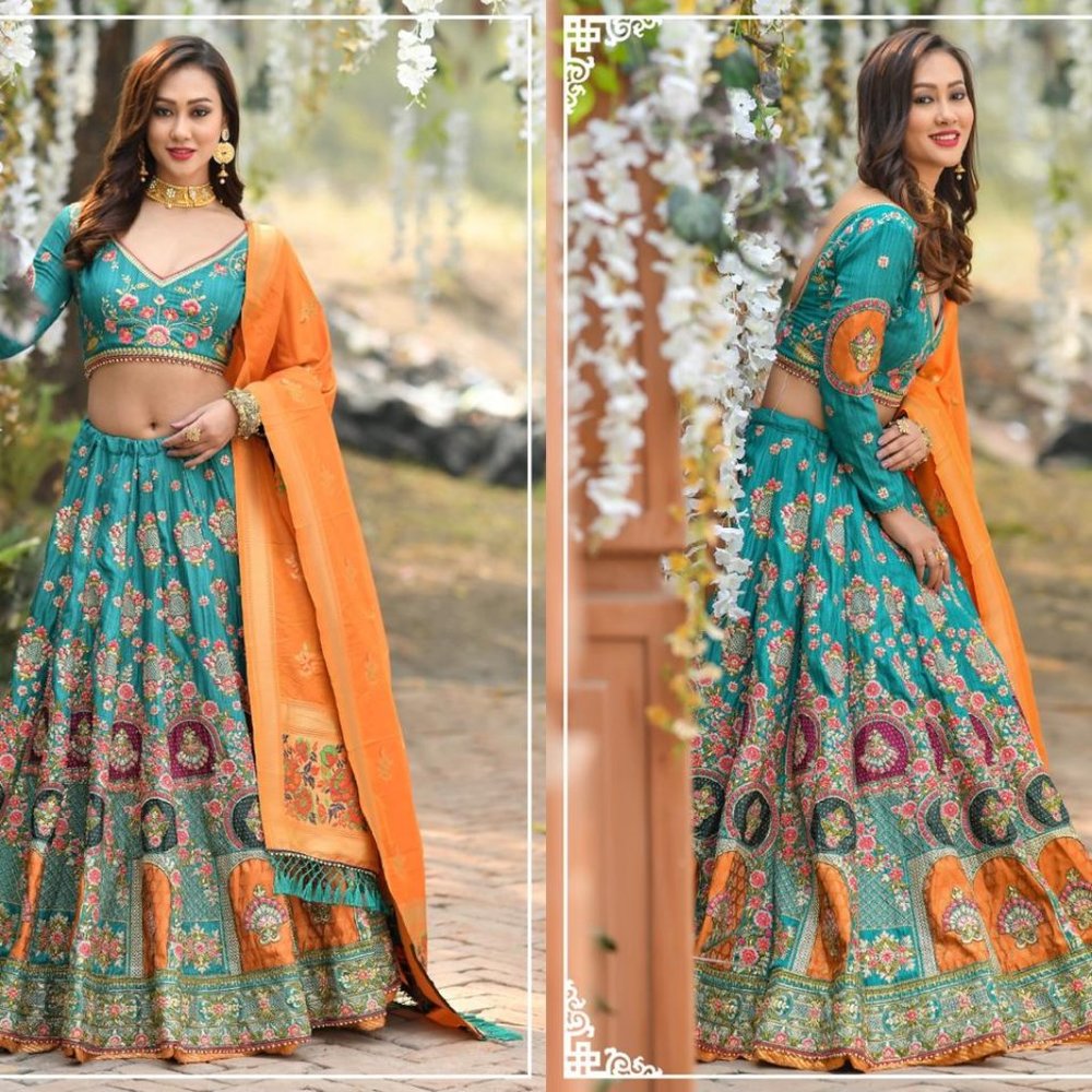 lehenga - Picture 2 of 2
